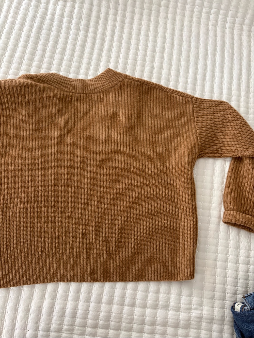 Madewell Ribbed V‑Neck Sweater in Warm Camel - Picture 5 of 5